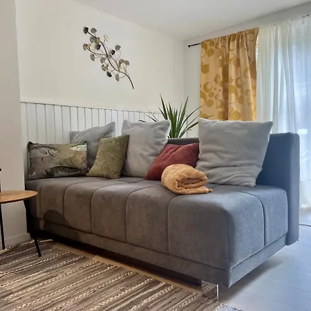 Wiesenau 2 In By Restaurant Wiesenau *